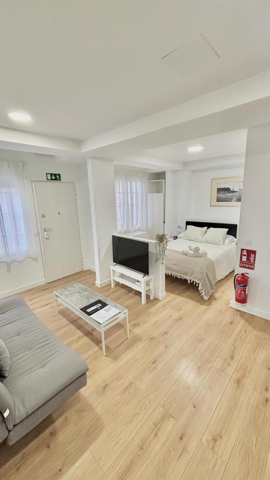 Lofts 4Towers - La Paz Apartman Madrid Szoba fotó