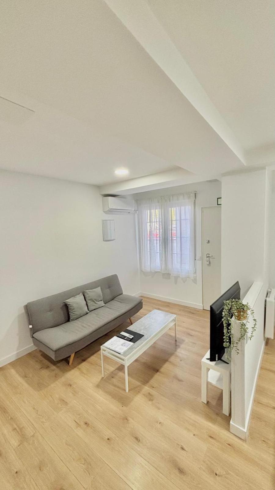 Lofts 4Towers - La Paz Apartman Madrid Szoba fotó